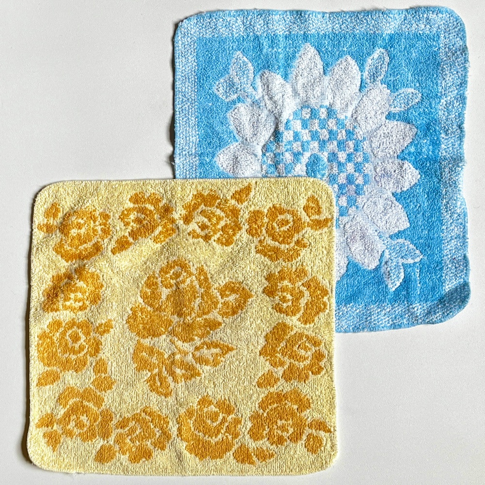 Vintage Washcloths Cotton Terry Towels 60s 70s Flower Power Retro Bath Floral
